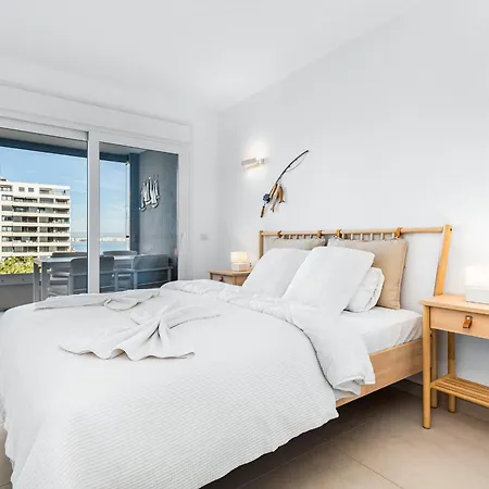 Prima Vista Luxury I *